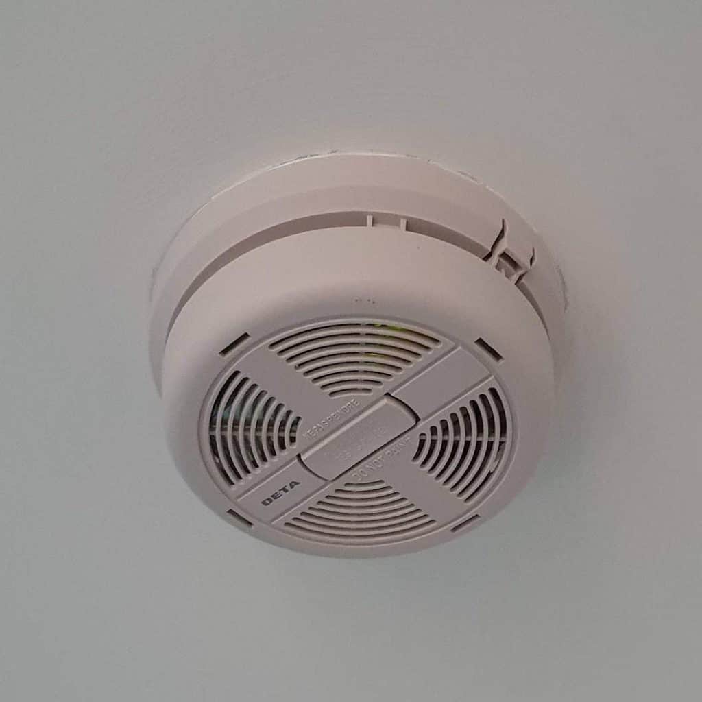 Smoke alarm fitted in ceiling