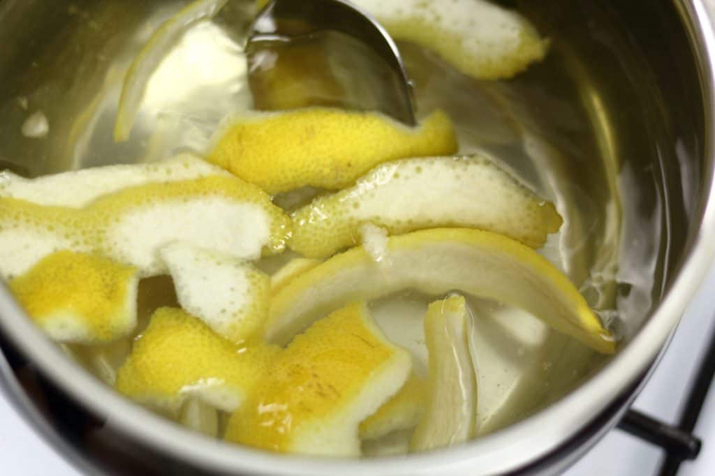 Boiling lemon peels in a saucepan great for making chocolate or removing bad smells